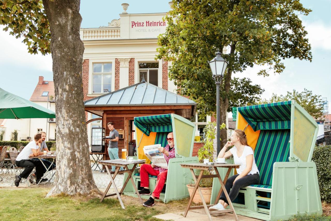 Hotel Prinz Heinrich Werder  Buitenkant foto