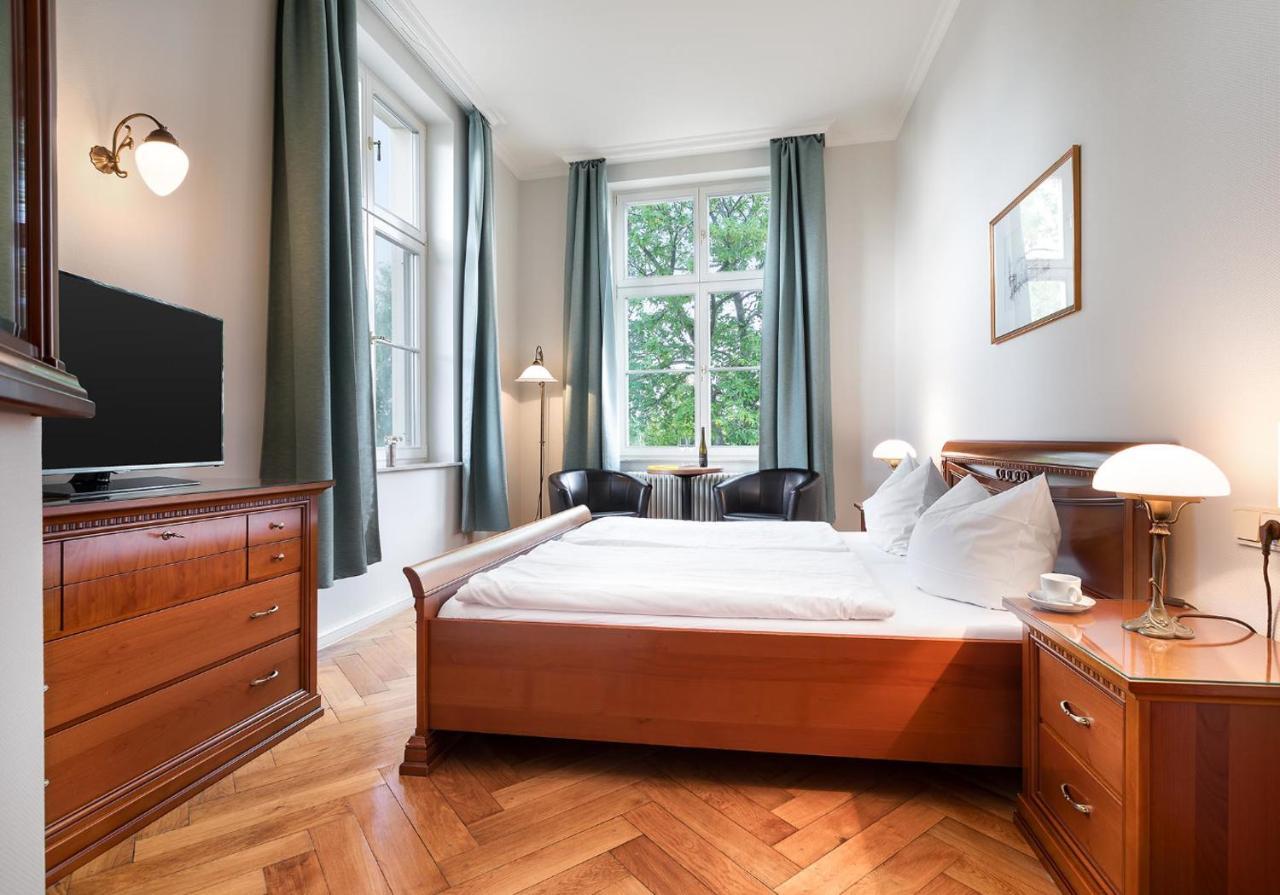 Hotel Prinz Heinrich Werder  Buitenkant foto
